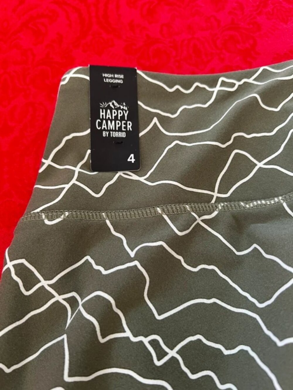 Torrid Happy Camper Women’s 4X Olive Gray Printed Cropped Leggings Zip Pockets